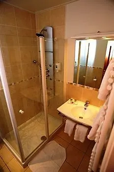 Ermitage Bouquet Hotel 3*