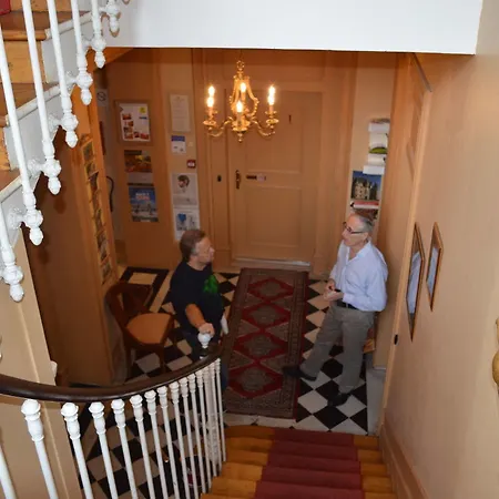 Ermitage Bouquet Hotel 3*